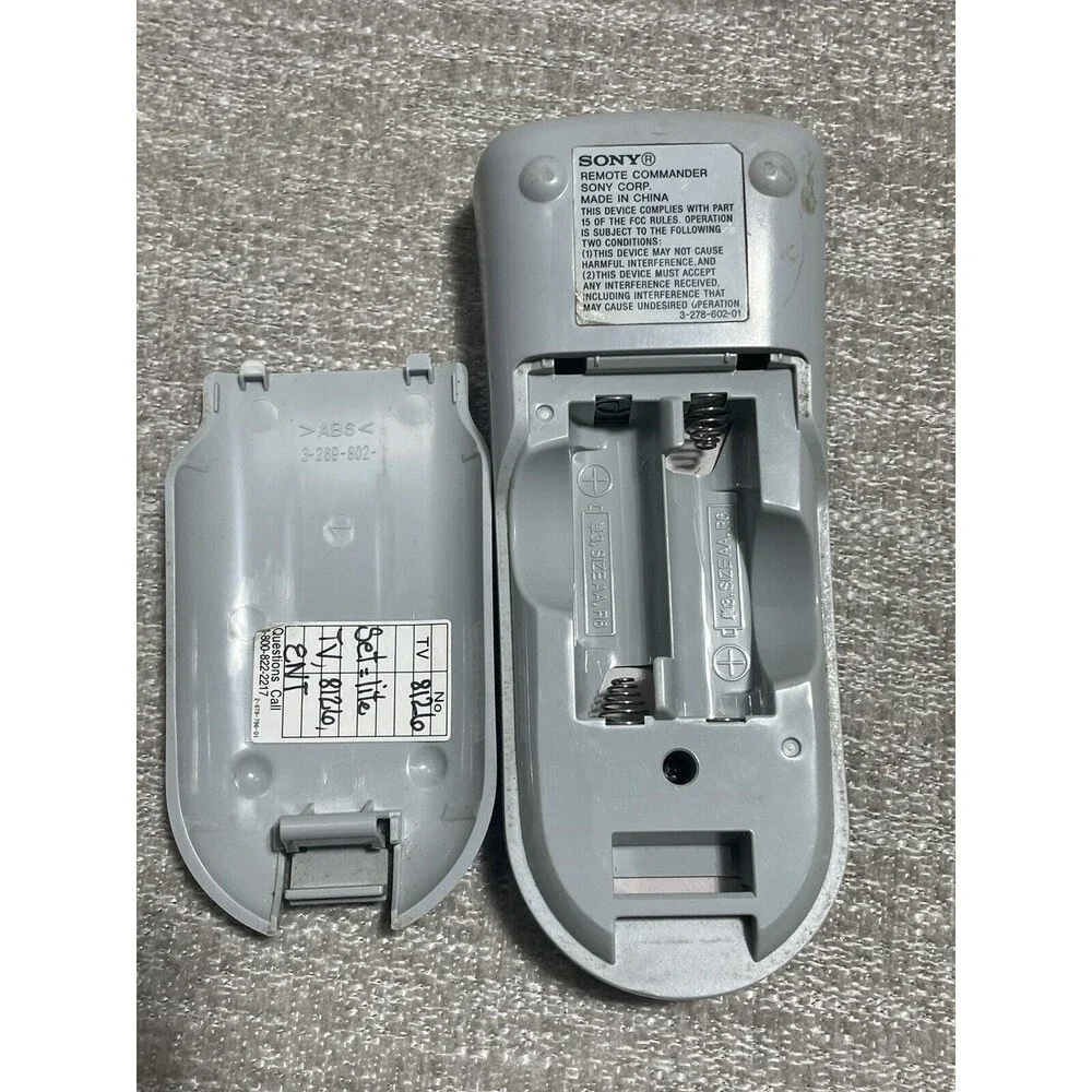 Sony RM-EZ4 Silver Big Button Universal TV/Cable Remote Control WORKS